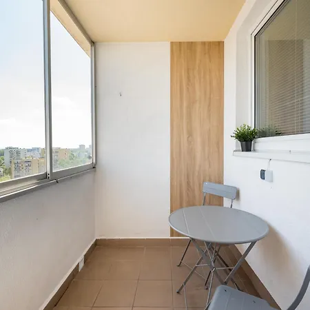 Metro Stoklosy Comfort Studio Warsaw Exterior photo